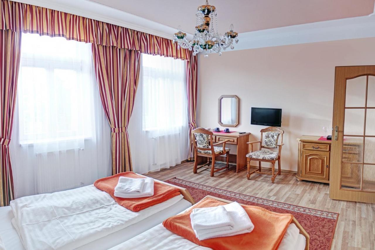 Ld Morava Hotell Karlovy Vary Eksteriør bilde