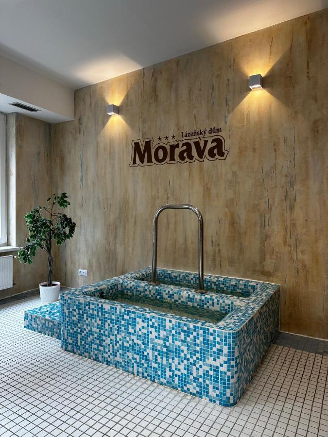 Ld Morava Hotell Karlovy Vary Eksteriør bilde