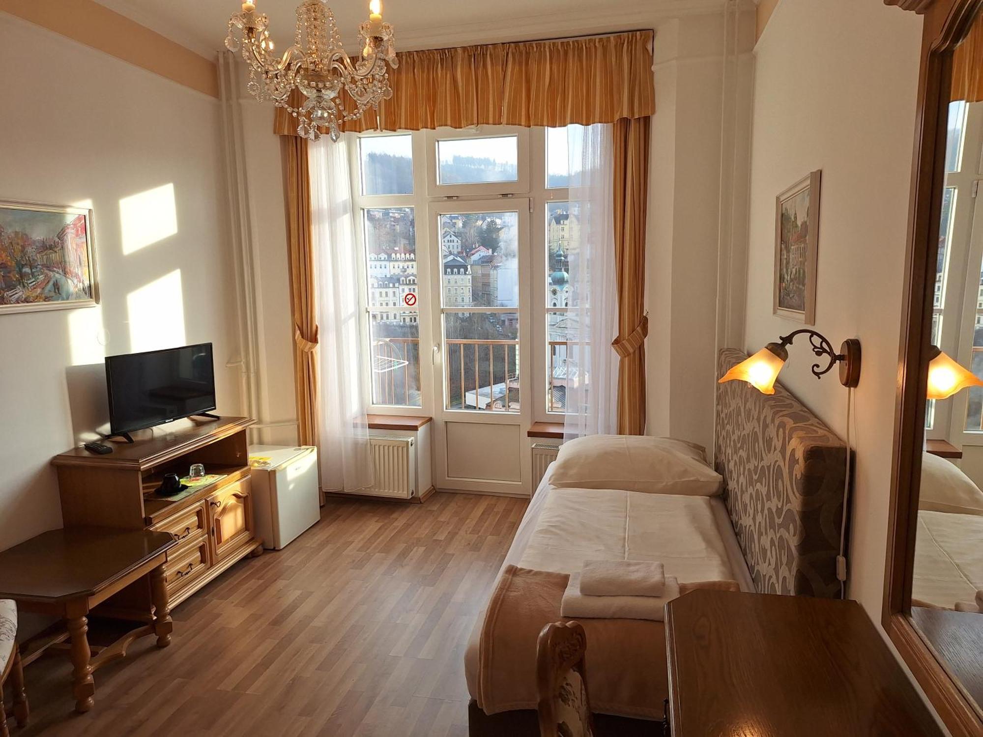 Ld Morava Hotell Karlovy Vary Eksteriør bilde